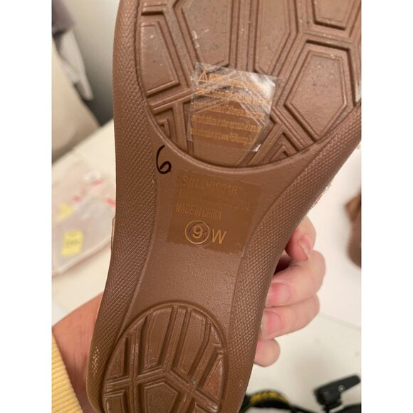 Italina Womens 9W WIDE Floral Boho Mule Clogs Vegan Leather Cottage Feminine NEW - Picture 11 of 12